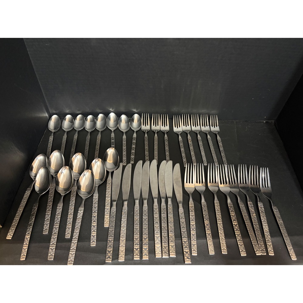 40 Pc VTG EKCO Eterna Montalo MCM Flatware Japan Stainless Service 8